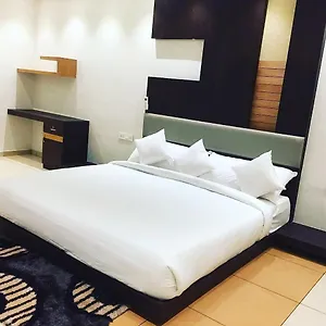 Al Amana Tower 3* Kondotty